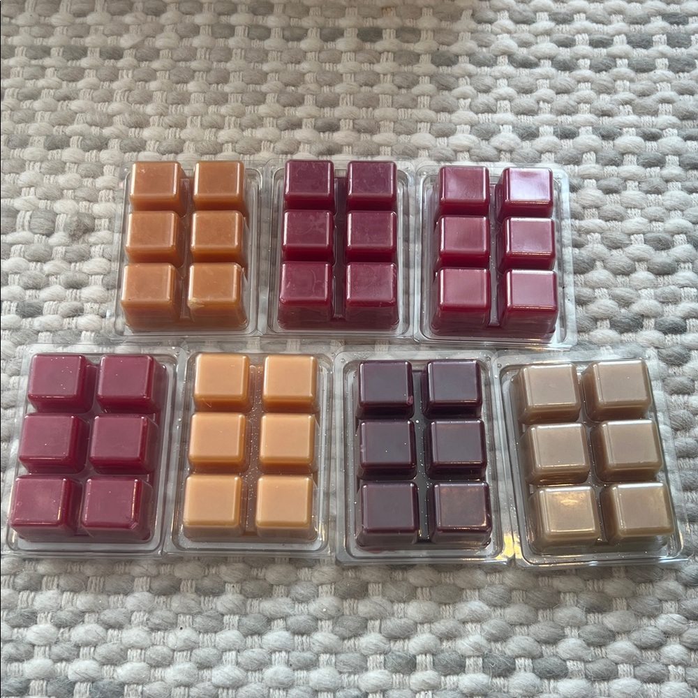 7 New fall wax cubes pumpkin cinnamon apples fallen leaves - Picture 8 of 8